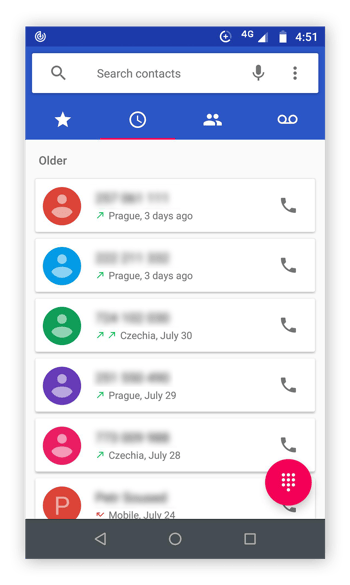 Telefoon-app op een Android-telefoon met de historie van recente oproepen.