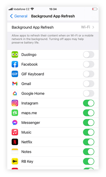 Reative a atualização em segundo plano para aplicativos individuais, alternando o botão associado de cinza para verde.