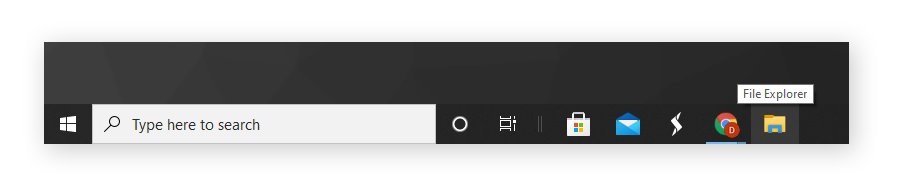 Highlighting the File Explorer icon on the Windows 10 taskbar
