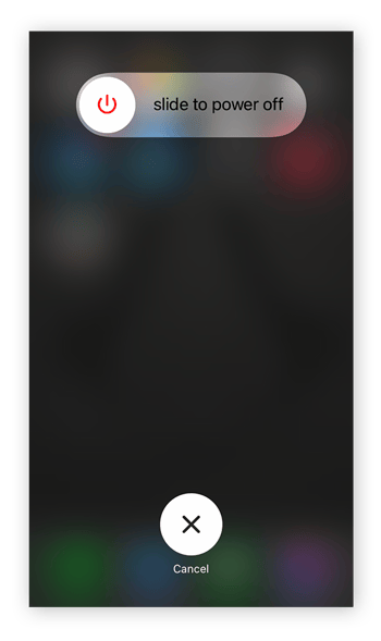 Para apagar su iPhone, deslice suavemente de izquierda a derecha el control deslizante con la opción «Deslizar para apagar».