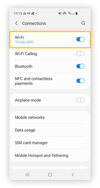 Settings and connections on a Samsung Android phone.