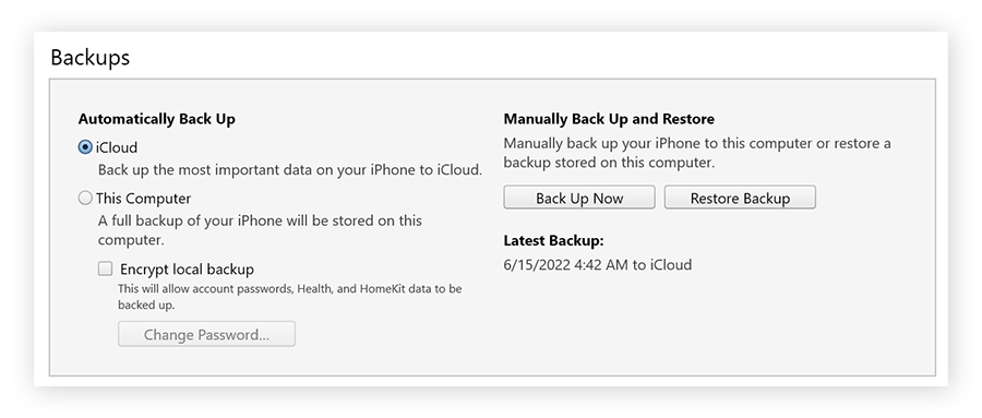 Una vista de la configuración de la copia de seguridad en iTunes cuando el iPhone está conectado.
